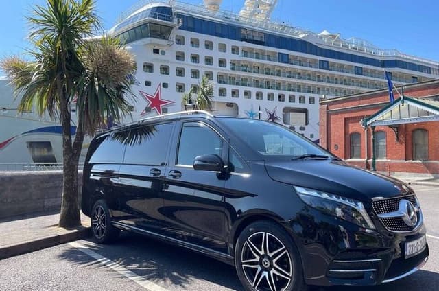 Luxury Chauffeur Guided Day Tours from COBH – Escape the Crowds