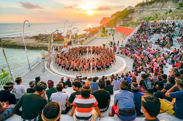 Best Sunset at Uluwatu with Kecak Dance