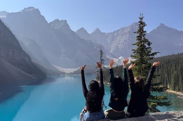 Explore Banff National Park Premium Day Trip