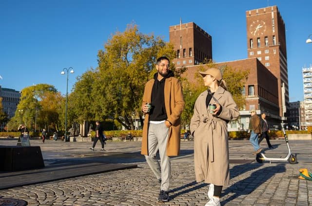 Oslo: Get Private City Tour with Guide & Driver by Luxury Minivan