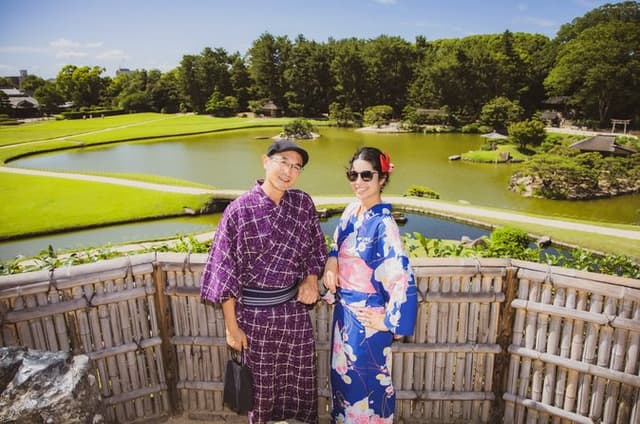 Kimono Matcha and Korakuen All Included Guided Tour