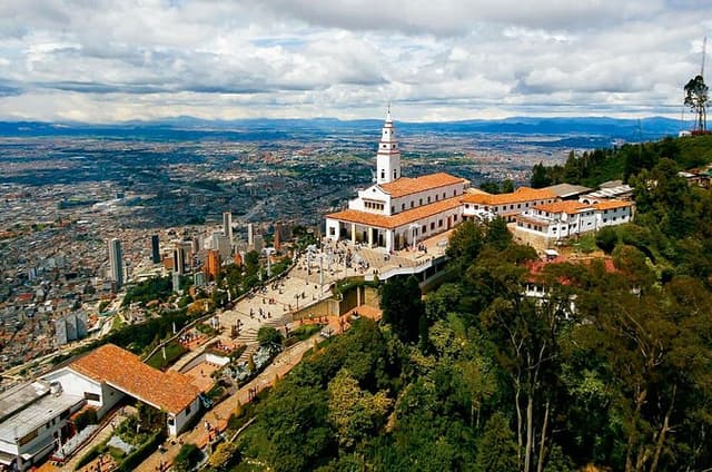 Best of Bogota on 1 City Tour Experience History