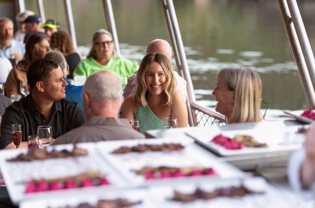 Nitmiluk (Katherine) Gorge 3.5-Hour Sunset Dinner Boat Tour