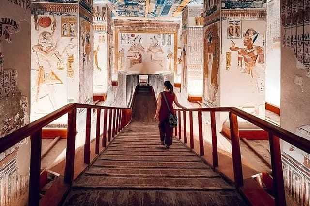 Luxor Tour: Valley of Kings/Hatshepsut/Karnak/Luxor/Memnon