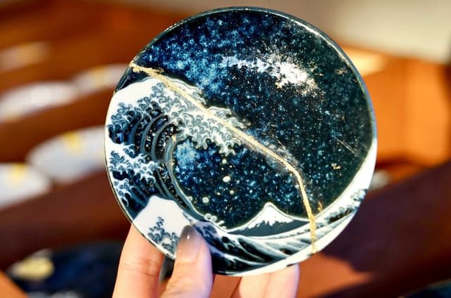 Tokyo Traditional Kintsugi Workshop in Asakusa Gold Repair Art