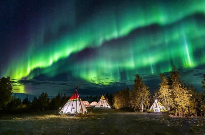 Aurora Package in Yellowknife