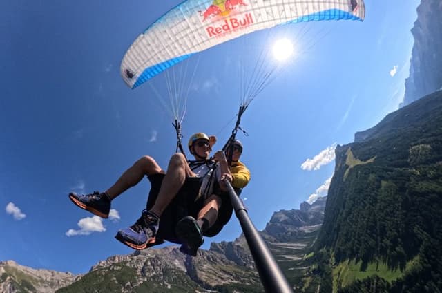 Paragliding & Tandemflüge with World Champion & Team, Stubaital