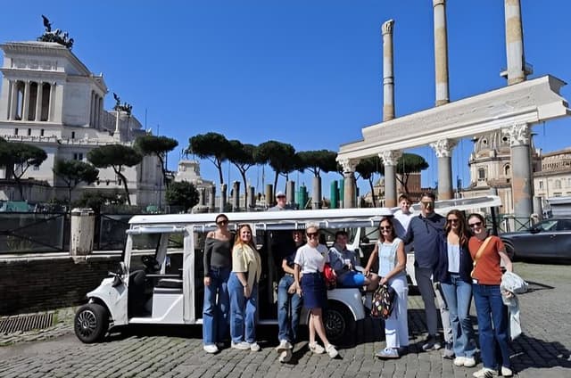 Private 3H Panoramic Golf Cart Tour of Rome with Pick-Up Included