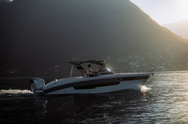 Private Boat Tour on Lake Como: Prosecco and Villas