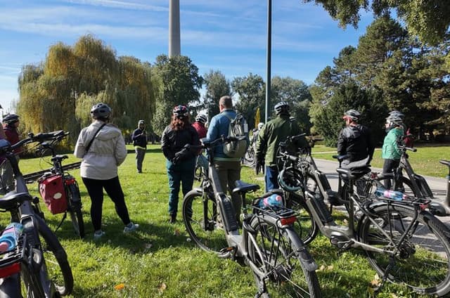 Vienna Imperial & Green E-Bike Tour
