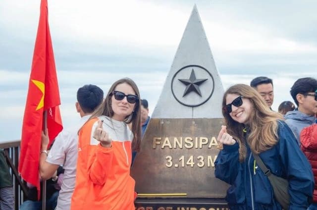 Fansipan Cable Car Half Day Tour from Sapa Roof of Indochina