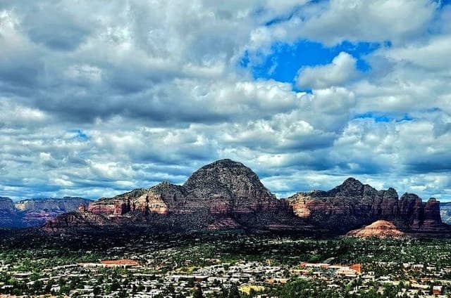 Scenic Sandstone tour