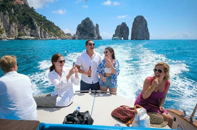 Capri in a Day: All-Inclusive Premium Boat Tour + Island Visit