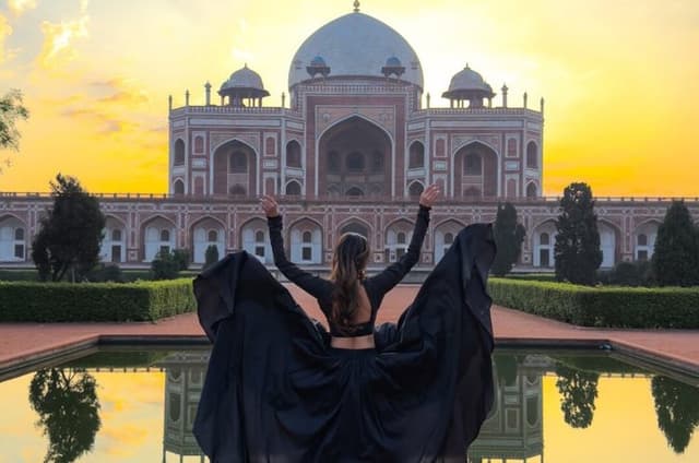 Old & New Delhi Private City Tour – Traveler’s Choice (Top Rated)