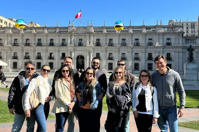 City Historical and Cultural Tour in Santiago: Walking Tour