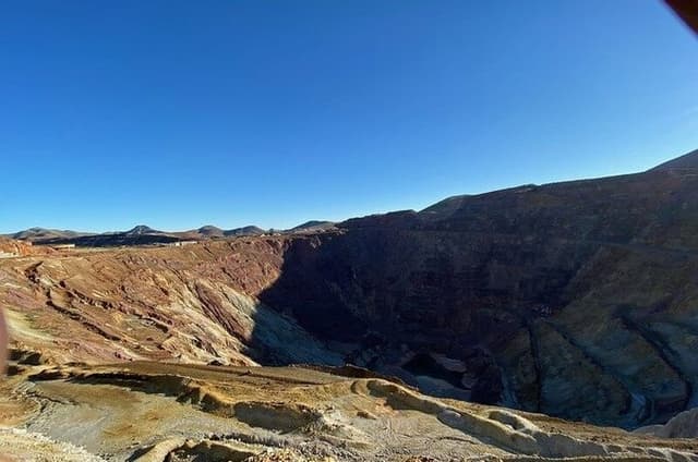 2 Hr Private Jeep Tour Old Bisbee Open Pits Lowell - Local Guide