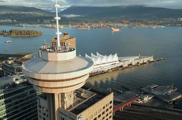 Vancouver City Tour, Lookout Deck, & Optional Airport Transfer