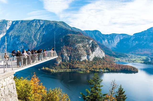 Private Day Tour of Hallstatt and Salzburg from Vienna