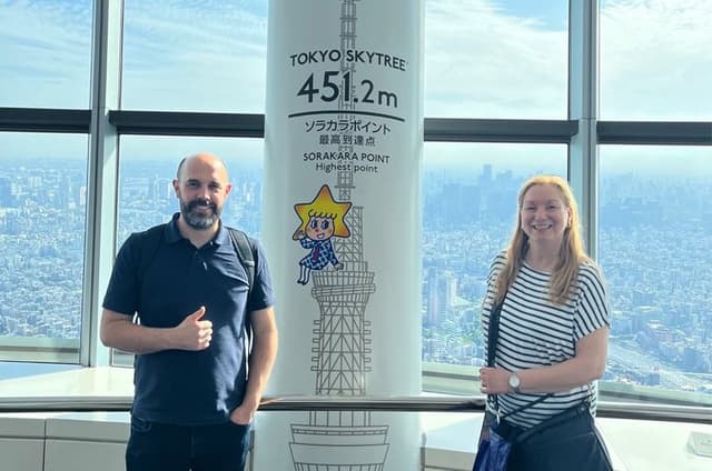 Tokyo: Private Tokyo Skytree Tour with Entry Ticket