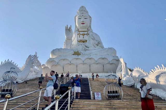 2 days tour in Chiang rai, included hotel, lunch,pick up&transfer