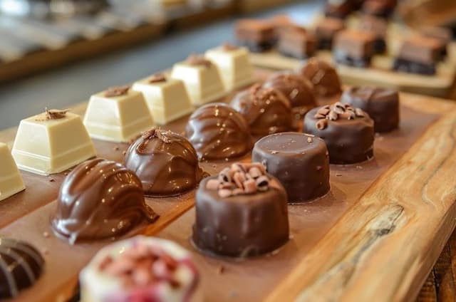 Brussels Chocolate Tasting and Walking Tour with a Local