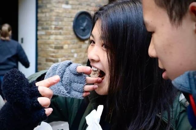2 Hour Soho and Chinatown Food Tour with 4 Tastings in London