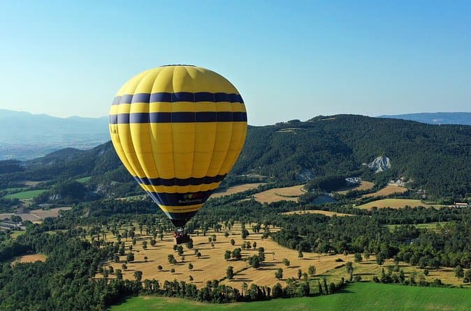 Compare Top-Rated Hot Air Balloon Tours in Barcelona