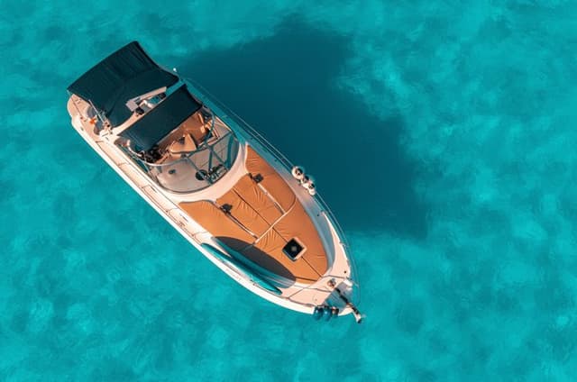 SeaRay 43ft Isla Mujeres, Snorkelling and more!!