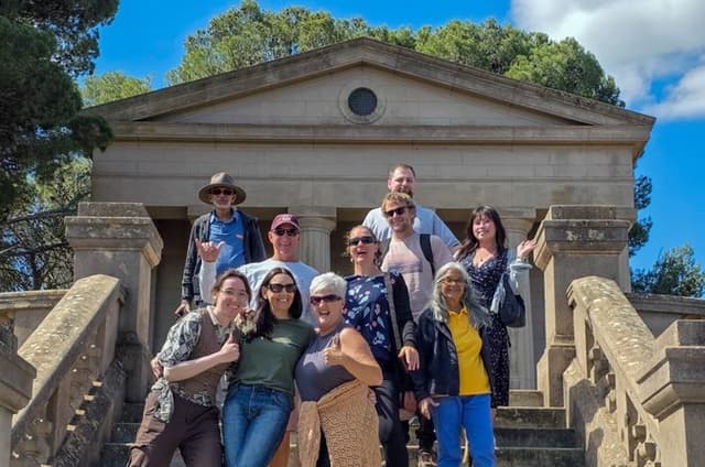 Adelaide Gems in a Day: Hahndorf, Glenelg Beach, City Tour 6.5hrs
