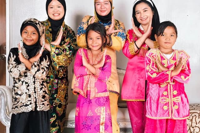 Private Tour Kampung Gipsi Sabah Cultural Village Kota Kinabalu
