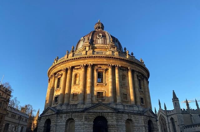 Oxford Highlights and Harry Potter Private Walking Tour