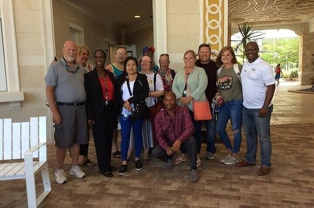 Authentic Bahamian Cultural Experience Tour