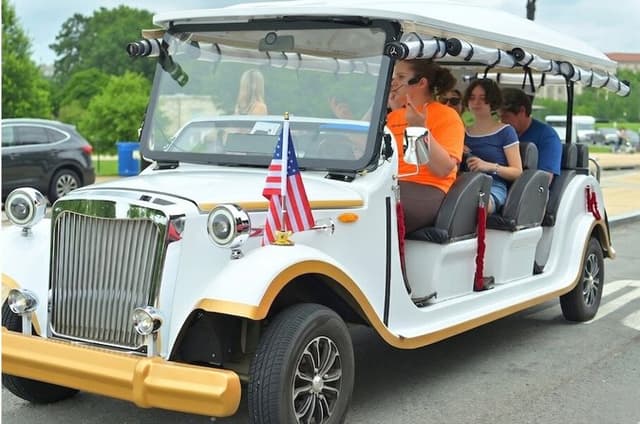 Washington DC Monuments & American History Guided E-Cart Tour