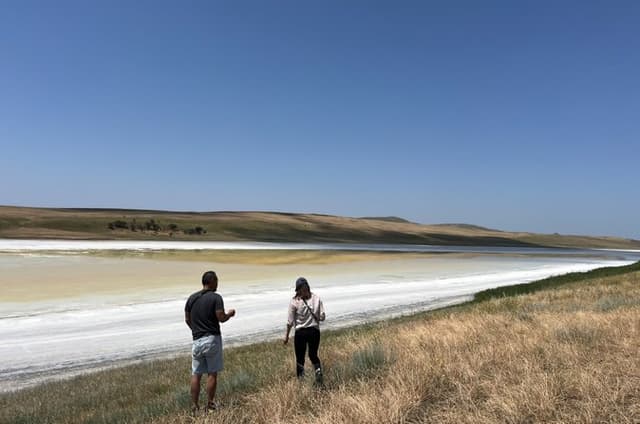 Rainbow Mountains & David Gareja Tour : Georgia’s Semi-Desert