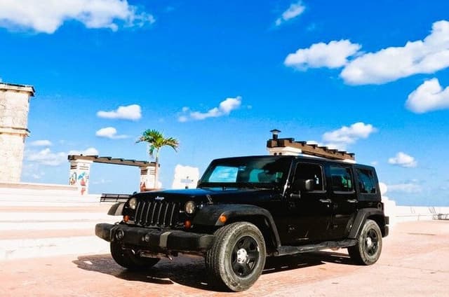 Cozumel by Jeep and Snorkel by Boat with Lunch