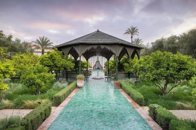 Madrassa Ben Youssef and Secret Garden Guided Tour in Marrakech
