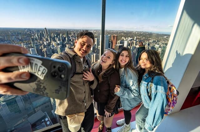 Toronto Premium Driving Tour with CN Tower & Boat Cruise