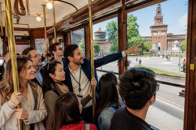 Milan Highlights by Vintage Tram Guided Tour