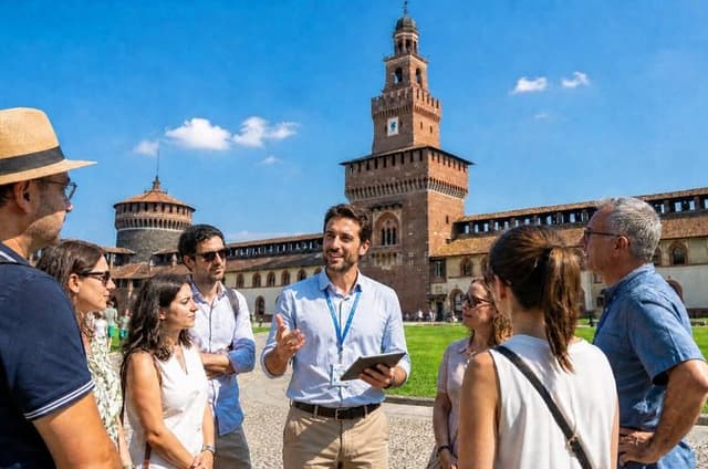 Milan: Highlights and Secret Treasures walking tour