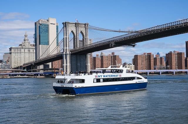 NYC Must-See Essentials Cruise (80min)