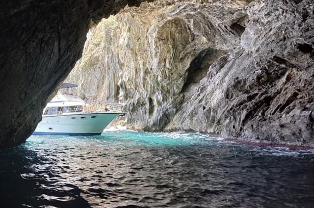 Mallorca Sunset Boat Trip with Drinks, Tapas, SUP & Snorkeling