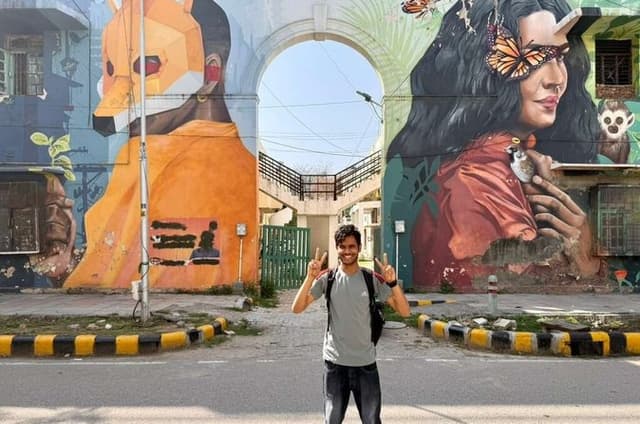 Delhi Street Art Tour & Lodhi Garden Walking Tour