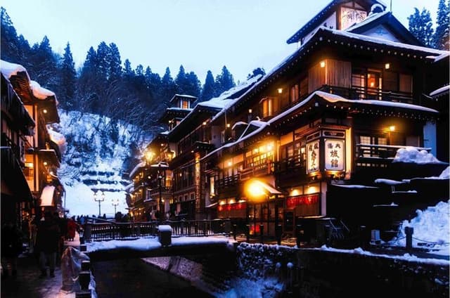 Private Transfer to Ginzan Onsen from Oishida Station