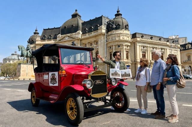 Bucharest: Private City Tour by Electric Retro Car