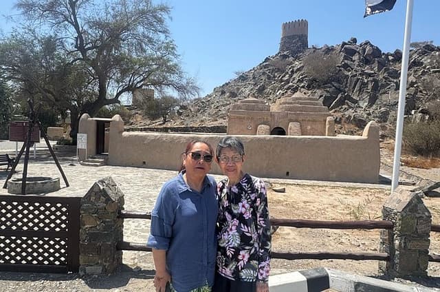Khor Fakkan City Tour from Dubai with Bidiya Mosque & Waterfall