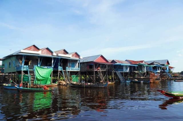 Beng Mealea Temple Adventure & Kompong Kleang Sunset Serenity