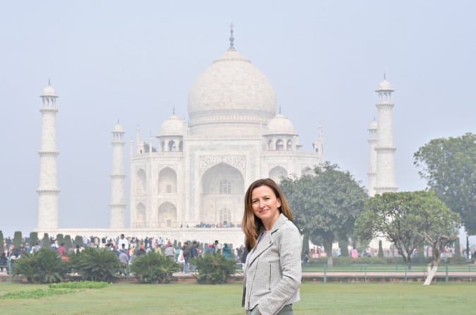Best Private Car Tours in New Delhi