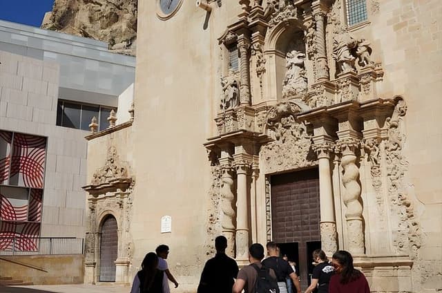 Alicante Walking Tour