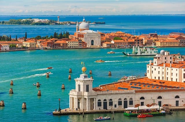 Venice Wild South Escape – Private Shore Tour