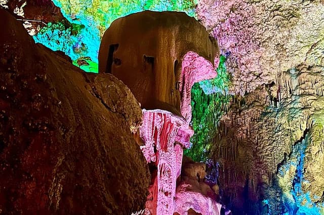 Alicante: Canelobre Caves + Busot | Small group